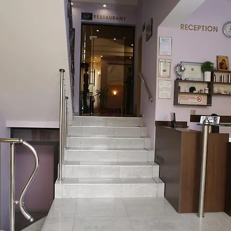 Hotel Family Avramov